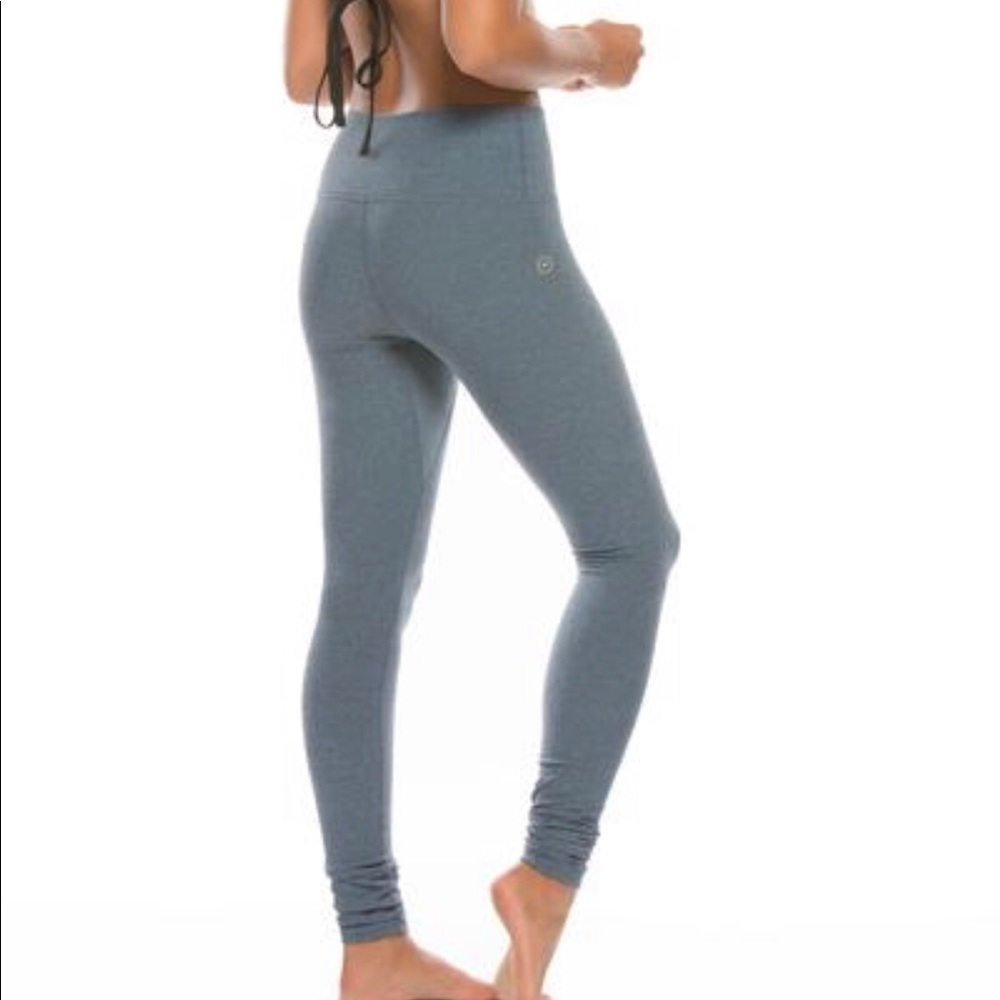Jolyn Leggings - Size M - Picture 2 of 8